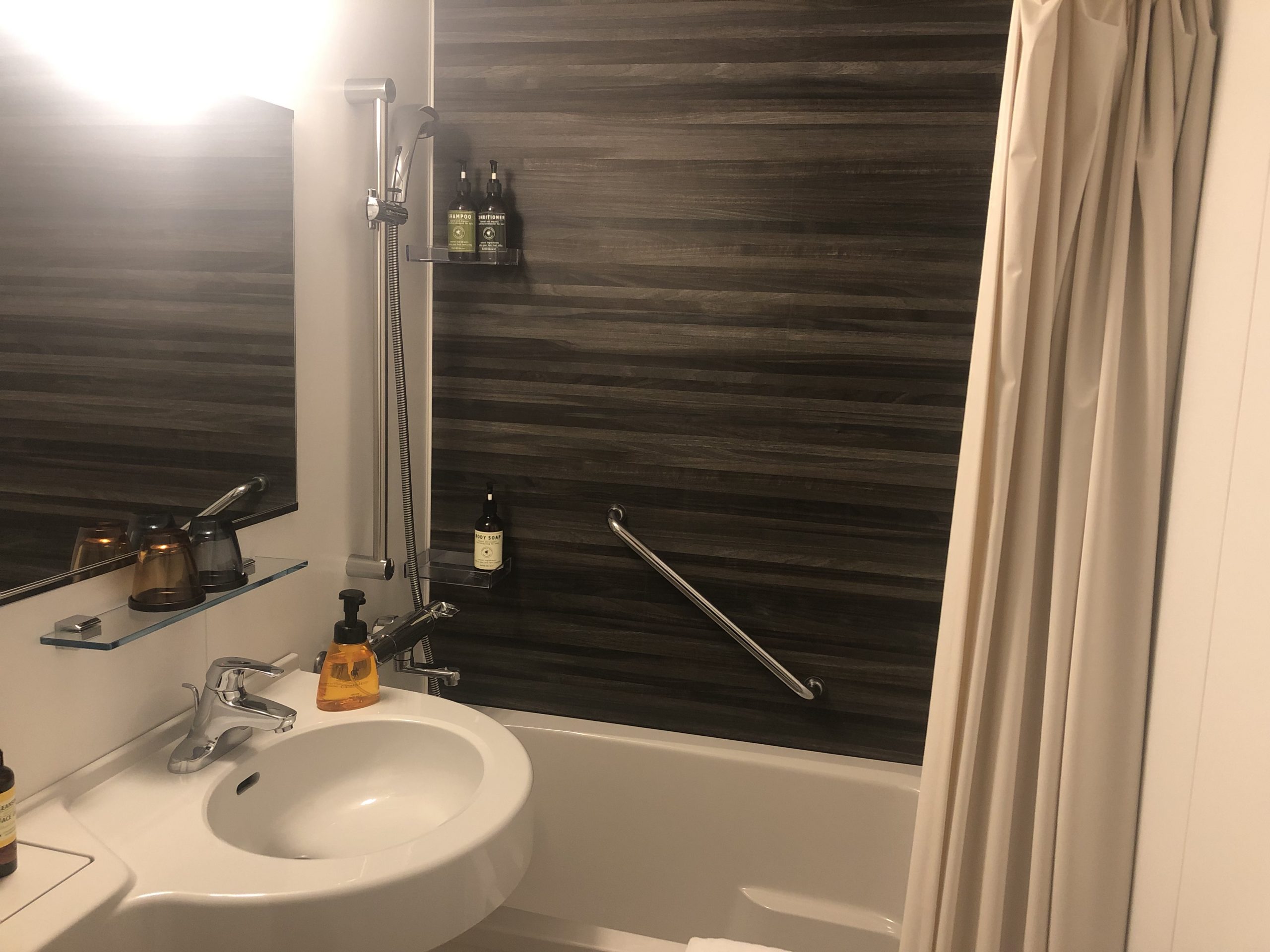 ホテルの浴室